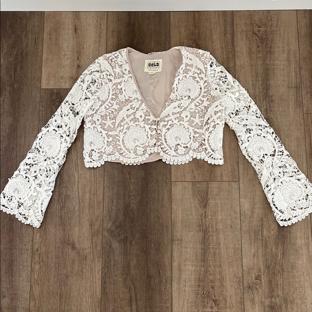 SCF Lace Bell Sleeve Top